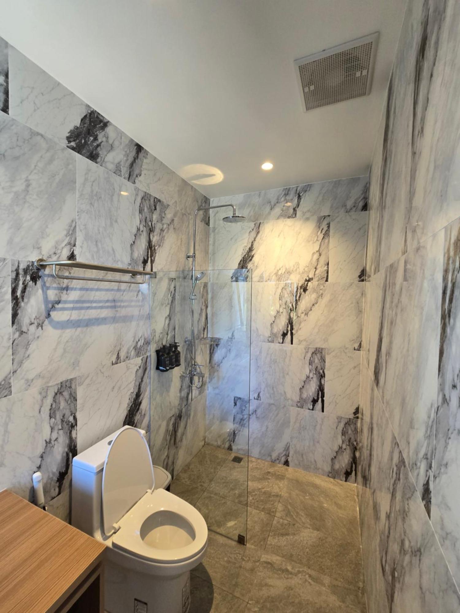 Samutra Residences Тонгсала Екстериор снимка